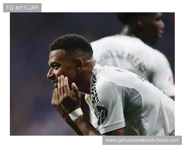 姆巴佩决赛上演帽子戏法状态回暖